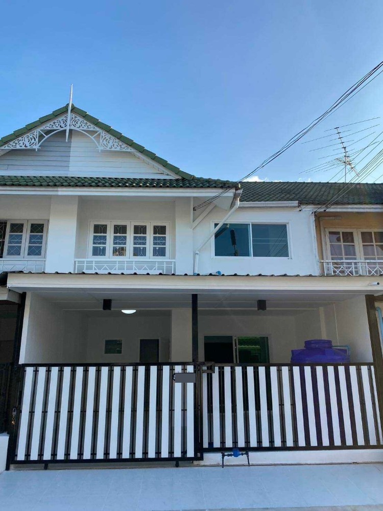 For SaleTownhousePathum Thani,Rangsit, Thammasat : PT11 House for sale Baan Pruksa 12/1 Rangsit Klong 3