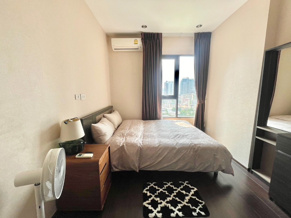 For RentCondoSukhumvit, Asoke, Thonglor : *** Condo for rent : C Ekkamai  1 Bedroom Fully furnished City view ***