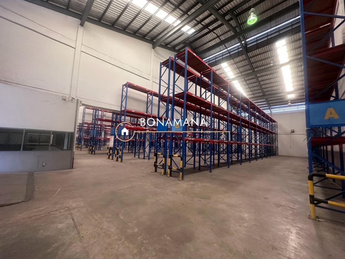 For RentWarehouseSamut Prakan,Samrong : Warehouse for rent, Theparak, BTS Yellow Line