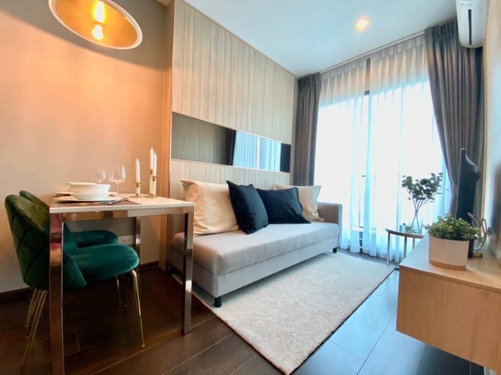 For RentCondoSukhumvit, Asoke, Thonglor : *** Condo for rent : C Ekkamai  1 Bedroom Nice decorated Fully furnished Built in furniture Unblock view ***