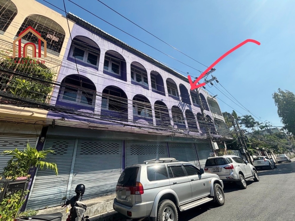 For RentShophouseBang Sue, Wong Sawang, Tao Pun : For rent: 3-storey commercial building, 4 units, beginning of Soi Lat Phrao 34, near Ratchada-Lat Phrao intersection, only 400 meters from the BTS station (BL-15 Lat Phrao), office space