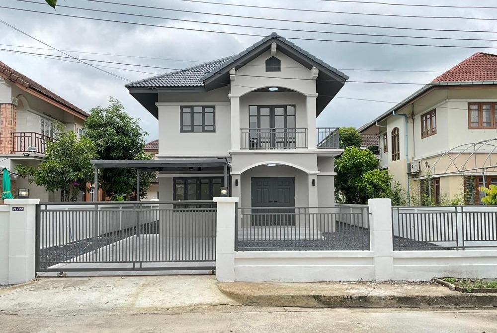 For RentHouseMin Buri, Romklao : House for sale, Nannalin Park Home Project, Phase 3, Khu-Klong Sip Road, Nong Chok District.