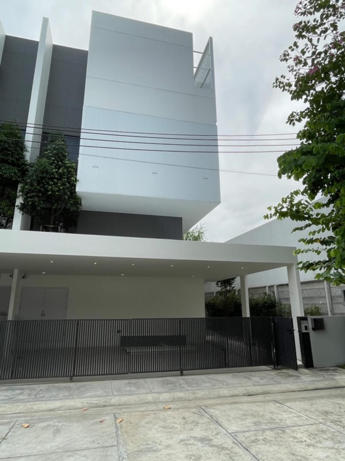 For RentHome OfficeVipawadee, Don Mueang, Lak Si : Home office for rent 🔥 ARKIN 🔥 3.5 floors 🔥 41.4 sq m 🔥 3 beds 🔥 On Vibhavadi Road 84 🔥 Ready to move in 🔥 R1712