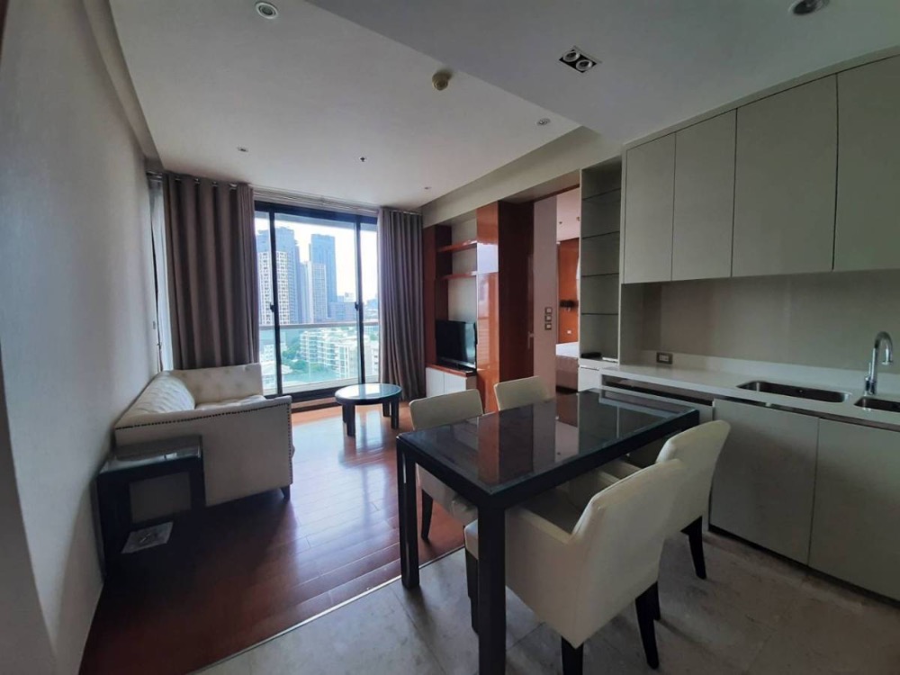 For RentCondoSukhumvit, Asoke, Thonglor : 📍For rent: Condo The address sukhumvit28, size 2 bedrooms, 2 bathrooms, 74 sq m., rent price 43,000 baht, ready to move in, best price!! Beautiful room, exactly as advertised, fully furnished, high floor, city center ☎️0887532858 Prai