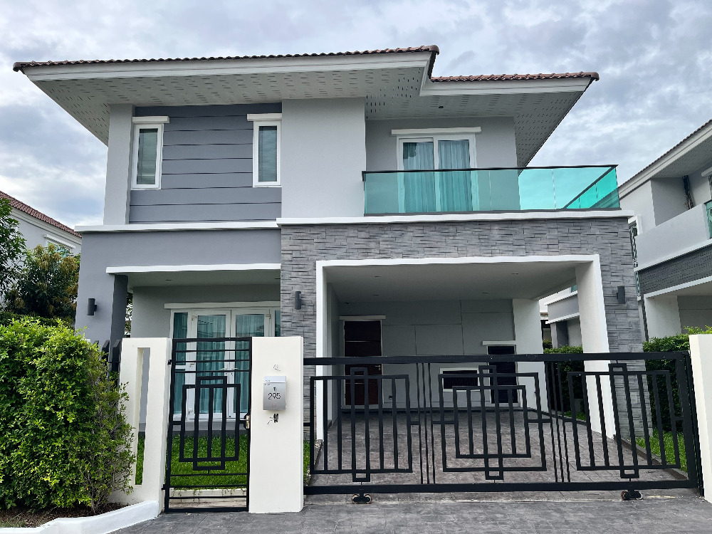 For SaleHouseLadkrabang, Suwannaphum Airport : Single house with decoration! Near Suvarnabhumi Airport 15 minutes, Mega Bangna/Robinson 10 minutes