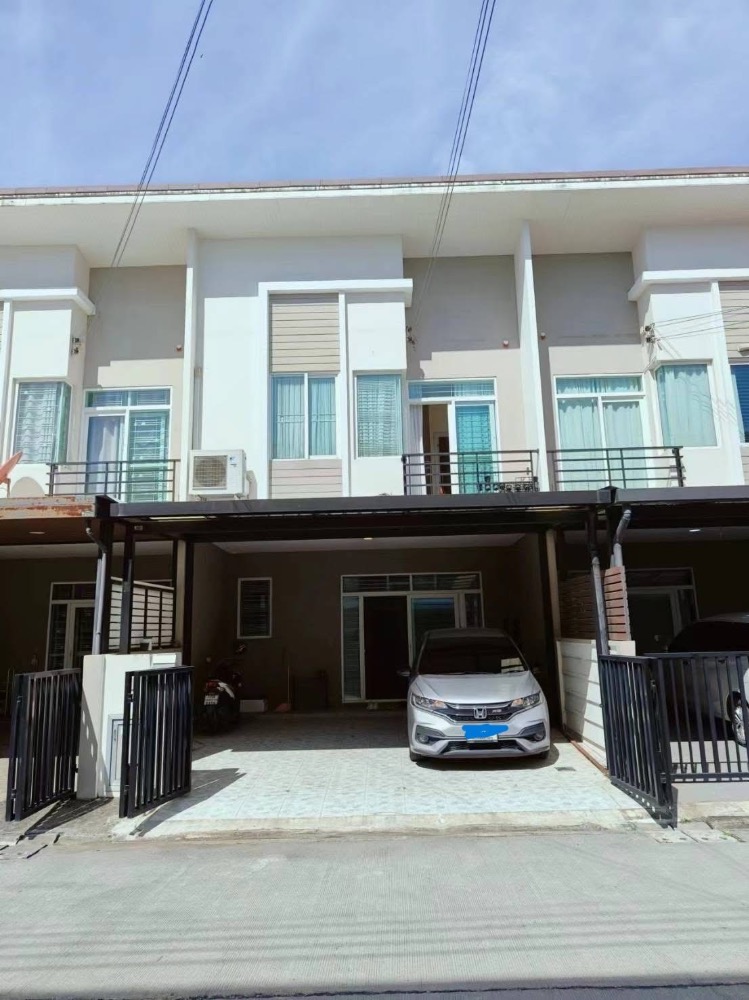 For RentTownhouseSamut Prakan,Samrong : Townhouse for rent, Casa City Bangna, Km. 7, fully furnished, near the clubhouse, near Mega Bangna