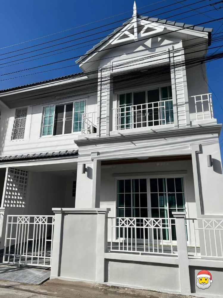 For SaleHousePathum Thani,Rangsit, Thammasat : 📌For sale: Baan Fa Piyarom, Baan Bua🪷White House, million-dollar view, lotus field view, newly renovated house, close to all conveniences, ready to move in immediately!