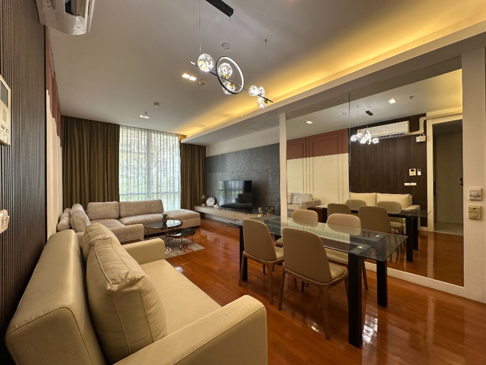 ให้เช่าคอนโดสุขุมวิท อโศก ทองหล่อ : Domus 16 for rent! 2 Bedroom feel cozy when your stay Close to Terminal 21 and BTS Asok