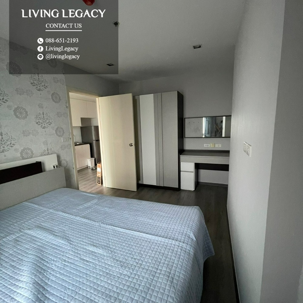 For RentCondoPattanakan, Srinakarin : SIK09I Condo for rent Rich Park @ Triple Station 29 sq m. 33rd floor line id : @livinglegacy