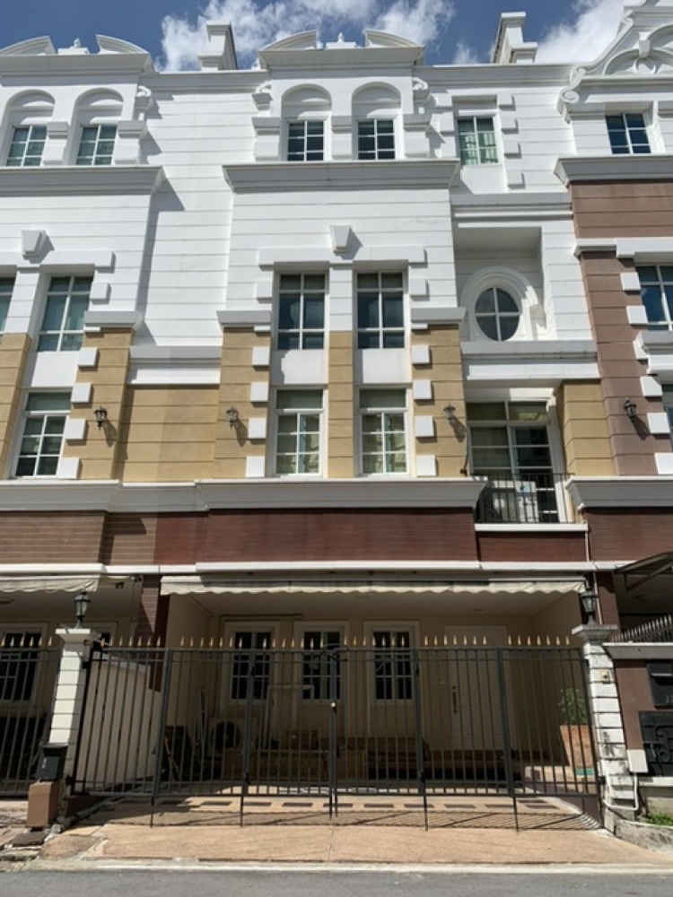 For RentTownhouseOnnut, Udomsuk : Townhome for rent PLUS City Park Sukhumvit 101/1 Vachiratham Satit Phra Khanong