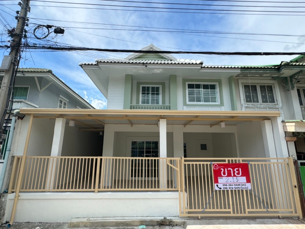 For SaleTownhousePathum Thani,Rangsit, Thammasat : Newly Renovated Townhouse in Pathum Thani, Khlong 3