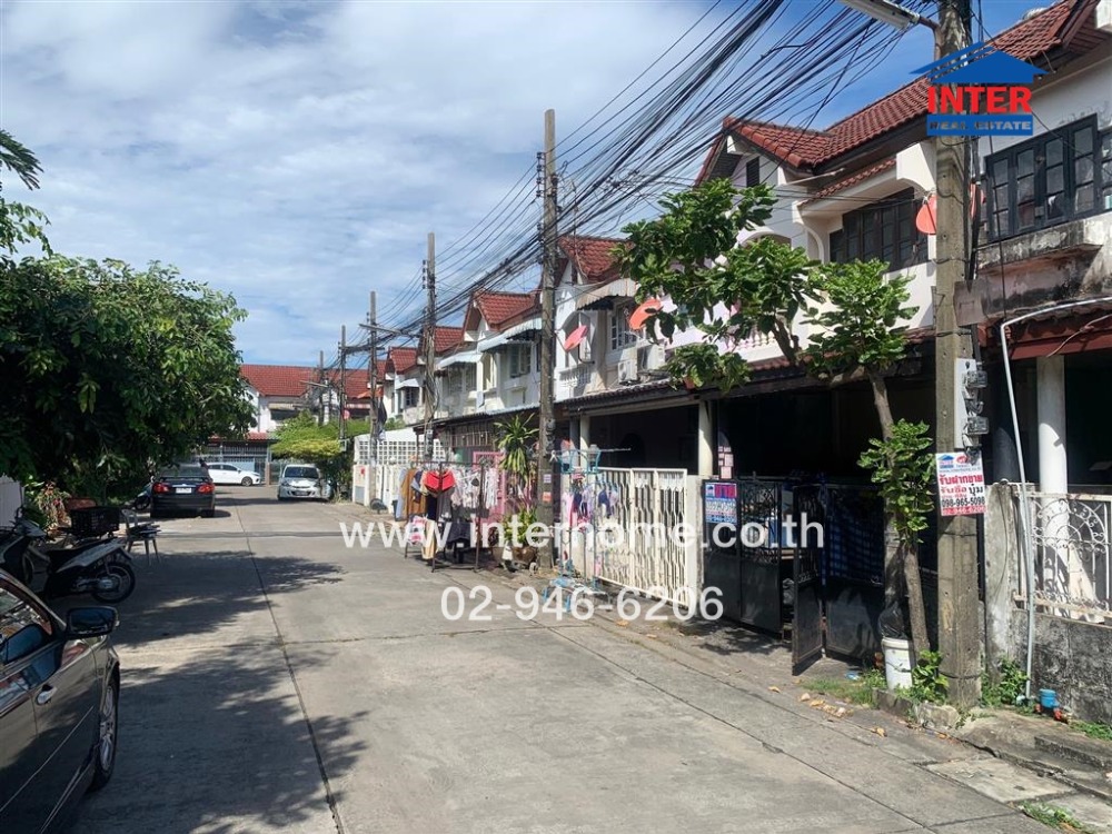 For SaleTownhouseKasetsart, Ratchayothin : 2-storey townhouse, 18 sq m, Suan Rim Bueng Village, Soi Ram Intra 65 and 67, Ram Intra Road, Bang Khen District, Bangkok