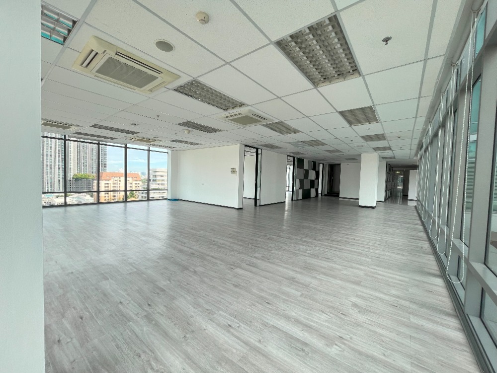 For RentOfficeWitthayu, Chidlom, Langsuan, Ploenchit : For Rent Office Building– Prime Location on Wittayu Rd, Near BTS Ploenchit