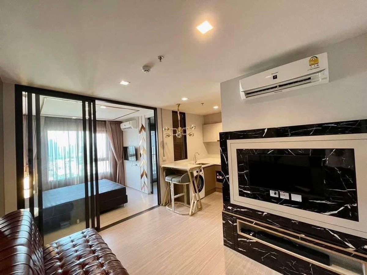 For RentCondoThaphra, Talat Phlu, Wutthakat : For rent💎life Sathorn Sierra 🌟High floor, beautiful view, fully furnished, beautiful room, as shown in the picture, BTS Talat Phlu 150 meters. Contact to make an appointment to see the room ✅️0652399590