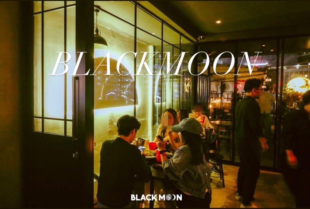 เซ้งร้านค้า ร้านอาหารราชเทวี พญาไท : เซ้งร้านเหล้า BLACKMOON อารีย์ ร้านมีสไตล์ พร้อมทำธุรกิจได้เลย มีพนักงาน