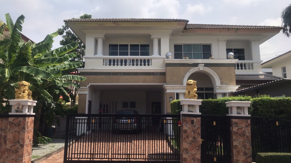 ให้เช่าบ้านอ่อนนุช อุดมสุข : For rent, 5-bedroom single house, Nantawan 9 Village, on the main road, area 94.5 sq.w., ready to move in (S03-1533)