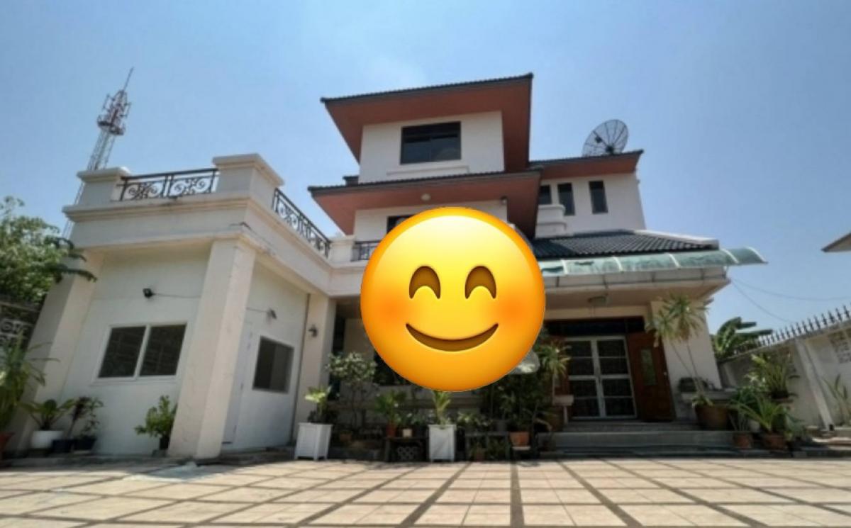 For RentHouseChokchai 4, Ladprao 71, Ladprao 48, : (For rent 120,000 baht per month, 1-3 year lease, 3 month deposit, 1 month advance payment)Single house for , Soi Lat Phrao 93, Lat Phrao Road, area 111 square wah, 3 floors, usable area 384 square meters, 6 bedrooms, 6 bathrooms, 6 bathrooms, 3 car park