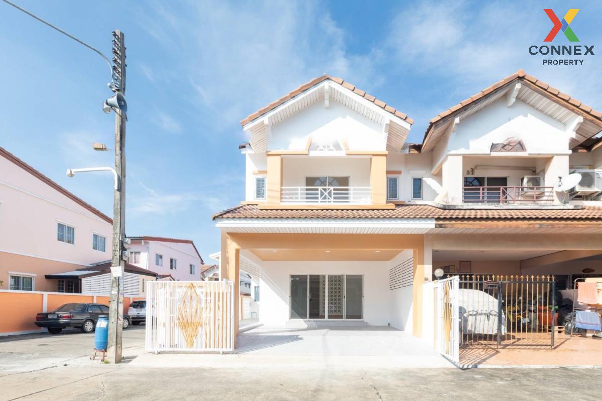 For SaleTownhousePathum Thani,Rangsit, Thammasat : For Sale Townhouse/Townhome  , Baan Suetrong Rangsit khlong 3 , corner unit , wide frontage , newly renovated , Bueng Yitho , Thanyaburi , Pathum Thani , CX-112480