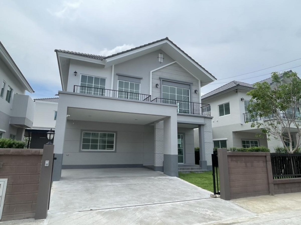 For RentHouseNawamin, Ramindra : 2-storey luxury house with furniture, beautifully decorated, for rent in Ram Intra-Sai Mai area, near Nawaminthrachinuthit Benchamarachalai School, only 4.3 km.