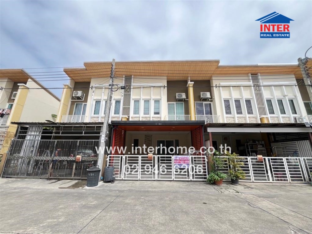 For SaleTownhouseRathburana, Suksawat : 2-storey townhouse, 21.2 sq.w., Golden Town Village, Suk Sawat 30, Soi Suk Sawat 30, Rama 2 Road, Suk Sawat Road, Rat Burana District, Bangkok