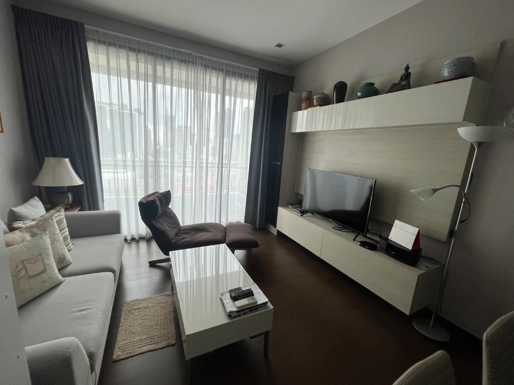 For RentCondoRama9, Petchburi, RCA : ✨ Large room, beautifully decorated, amazing price, ready to move in ✨Q Asoke 2 bedrooms | 2 bathrooms, rent only 42,000 baht/month 📞 Interested, contact K. Cooper 086-746-8882