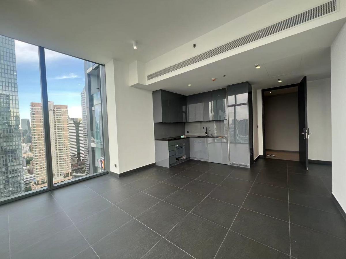 ให้เช่าคอนโด : Pet Friendly 2 beds Tait Sathorn 12 for rent