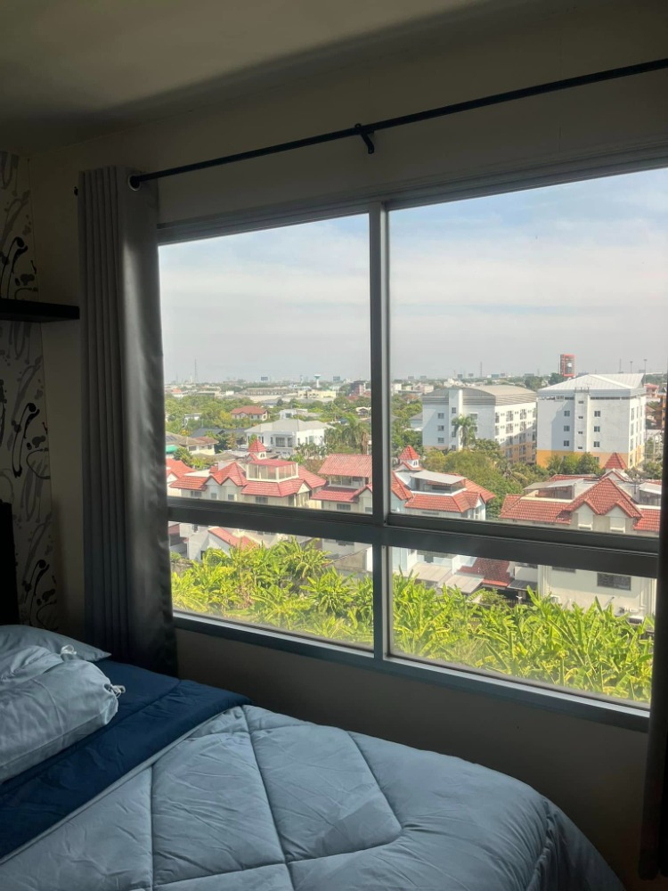 For RentCondoPattanakan, Srinakarin : Lumpini Ville Onnut Pattanakarn, Condo near the Yellow Line, Srinakarin Station, On Nut 55-1, 1 bedroom for rent 7500, contact now.