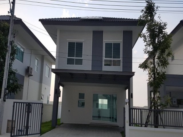 For SaleHouseNakhon Pathom : For sale: 2-storey detached house, area 40.6 sq.w., Sena Ville Project, Line 5, best location in the project, on the main road, easy access, near Central Salaya and Phutthamonthon Hospital, Sam Phran District, Nakhon Pathom Province