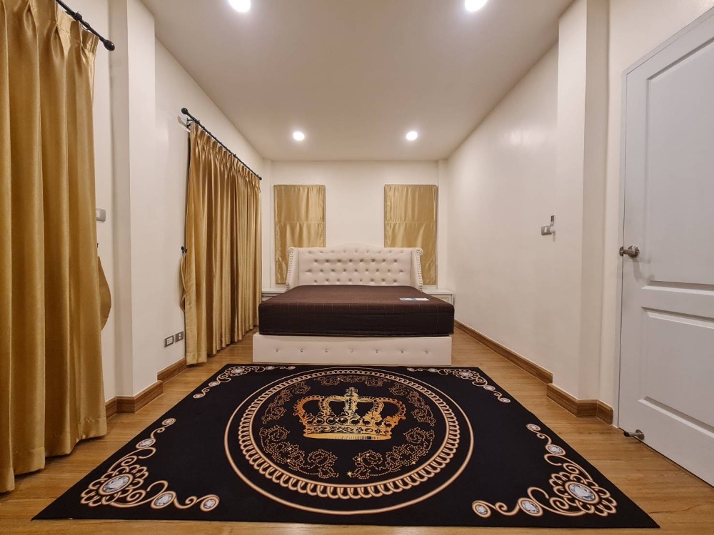 For RentHouseLadkrabang, Suwannaphum Airport : 🎈 For rent: 2-storey detached house, Centro On Nut-Suvarnabhumi, 4 bedrooms, 4 bathrooms 👉 35,000 / month