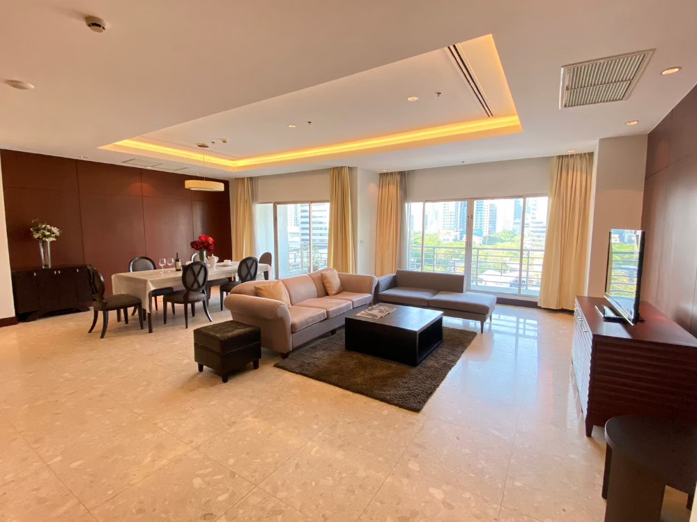 For RentCondoWitthayu, Chidlom, Langsuan, Ploenchit : For Rent: Royal Residence Park ** 3 Bedrooms ,Fully furnished Available now!! @ 155,000 THB/month