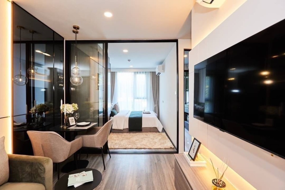 For SaleCondoLadprao, Central Ladprao : 26.5 sq m. Condo for sale The Origin Ladprao 15, 15 rooms available, fully furnished, ready to move in, near MRT Lat Phrao, great location! ✨