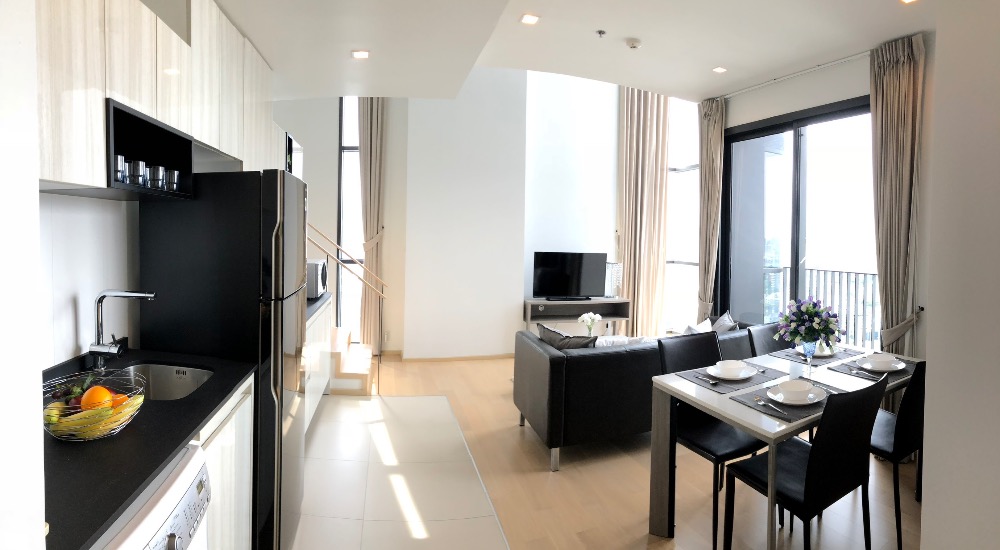 For RentCondoSukhumvit, Asoke, Thonglor : ✨ HQ Thonglor | Duplex Corner Unit | In the heart of luxurious Thonglor! ✨Rental price: only 78,000 baht/month (negotiable) Call: 086-746-8882 (K. Cooper)