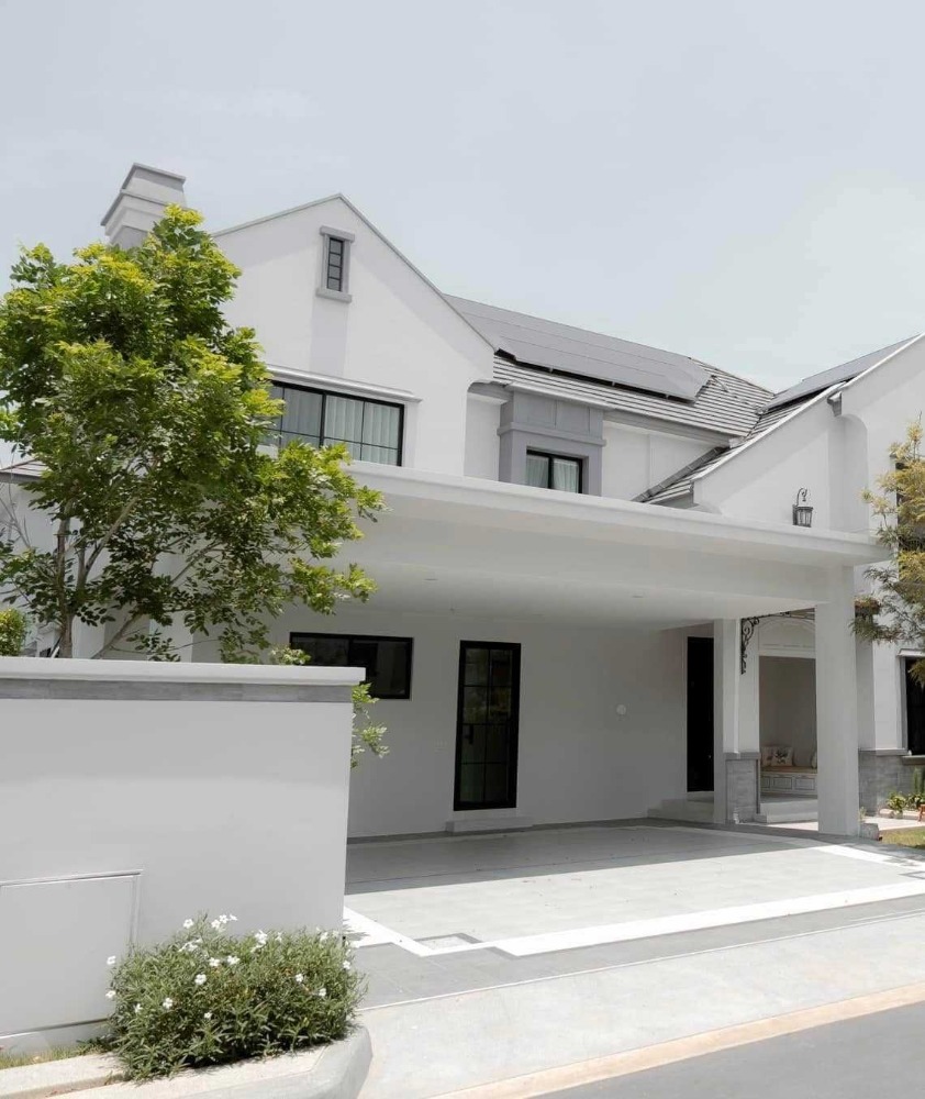 ขายบ้านพัฒนาการ ศรีนครินทร์ : LTH11393–House Luxury Detached FOR SALE in French Style Size 107 sq.w. 302 sqm. 4 beds 5 baths Near MRT Si Kritha station ONLY 39 MB