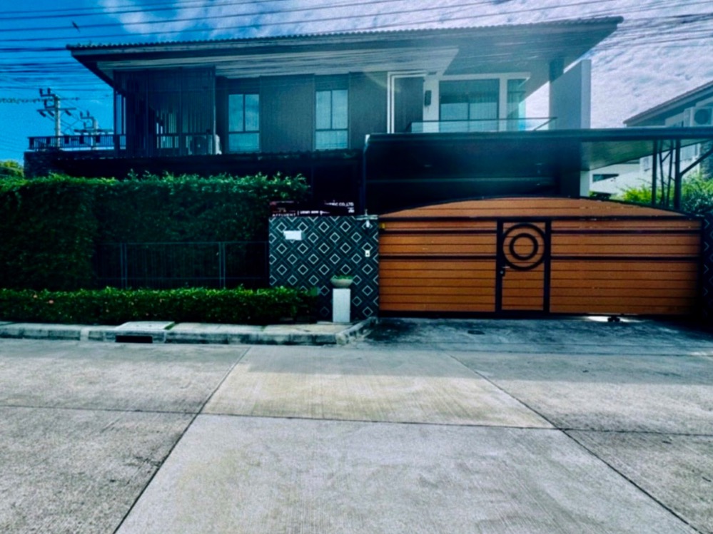 ให้เช่าบ้านนวมินทร์ รามอินทรา : 🏡 Luxury Detached House for Rent at Mantana Lake Watcharaphon Corner unit with spacious living areas, fully functional layout, and perfect for large families. Nestled in a peaceful environment with premium facilities, t