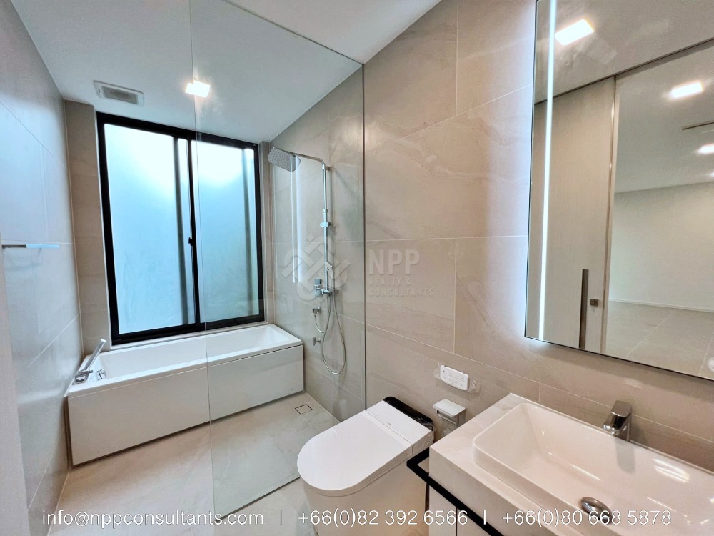 For SaleHousePattanakan, Srinakarin : VIVE Krunthep Kreetha 4 Bedrooms For Sale