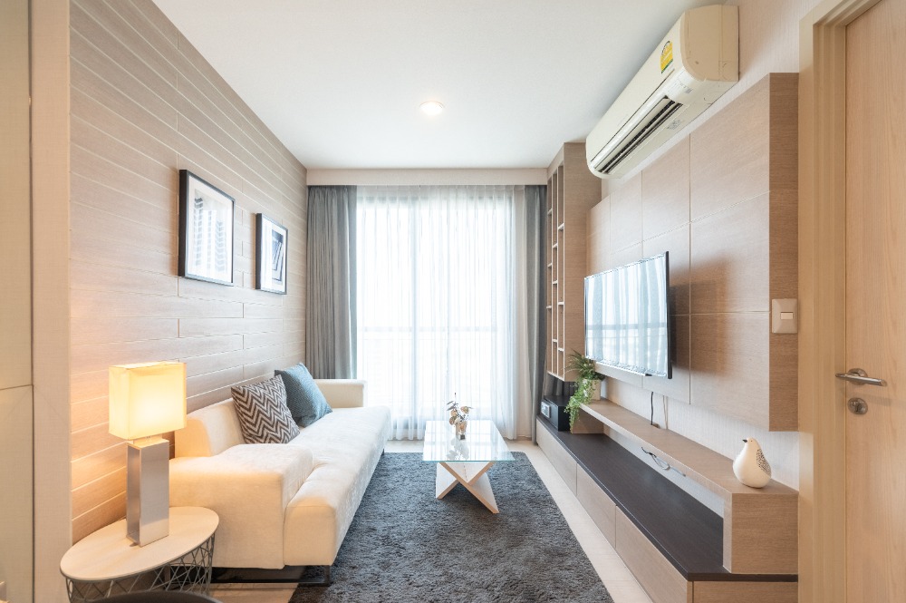 ให้เช่าคอนโดสุขุมวิท อโศก ทองหล่อ : (for rent) RHYTHM Sukhumvit 42 ใกล้รถไฟฟ้า BTS เอกมัย