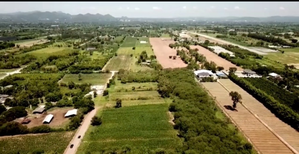 For SaleLandNakhon Si Thammarat : 💥 Urgent sale! Beautiful view land 💥 Red Garuda title deed 💥 Near Rancho Charnvi Golf Course, Nong Sarai 💥