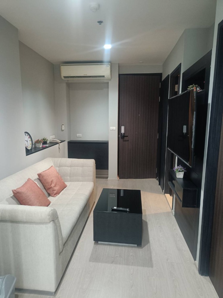 For RentCondoOnnut, Udomsuk : Beautiful room, good price!! Ready to rent, complete with electrical appliances.