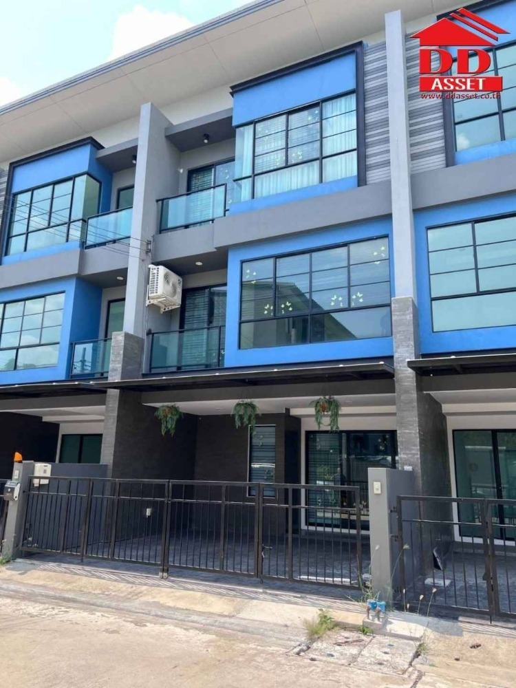 For SaleTownhouseNonthaburi, Bang Yai, Bangbuathong : Townhouse for sale, 3 floors, Lazuli, next to MRT Saima-Rattanathibet (Lazuli MRT Saima-Rattanathibet), townhouse next to the electric train and Central Rattanathibet, code: T8105