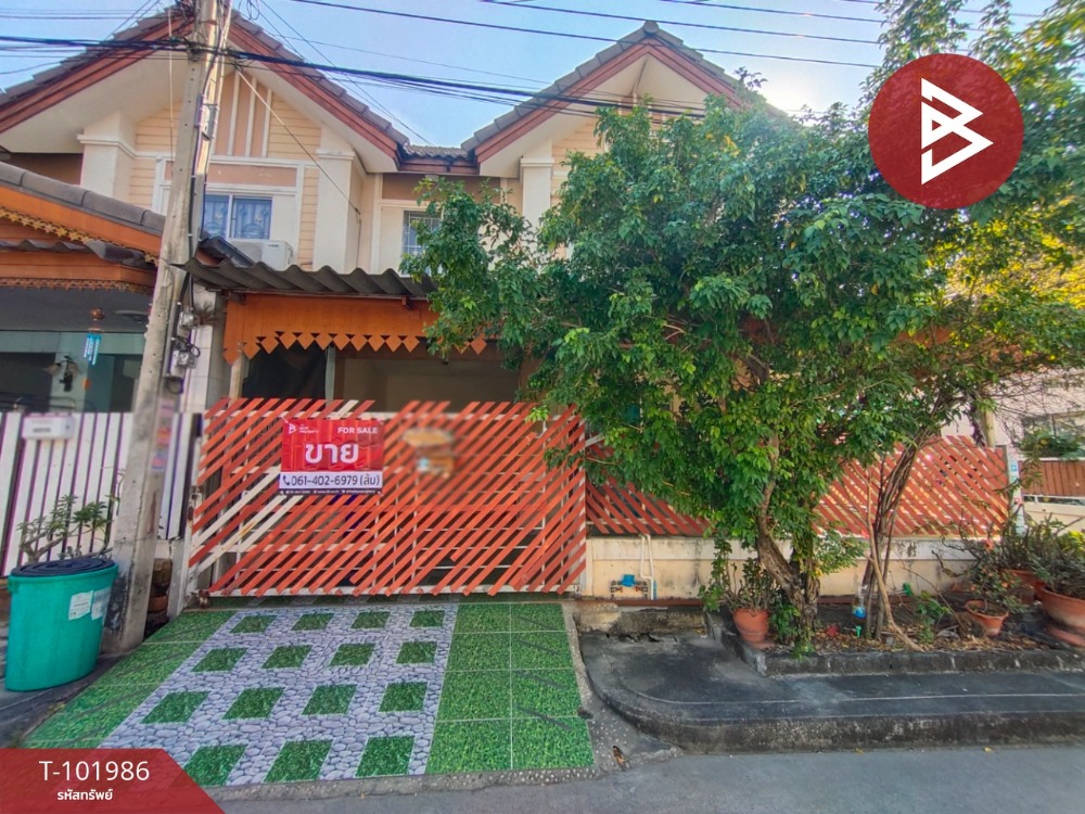 For SaleTownhouseSamut Prakan,Samrong : Townhouse for sale, Pruksa Village 28/1, Bangpoo-Phraeksa Industrial Estate, Samut Prakan, ready to move in