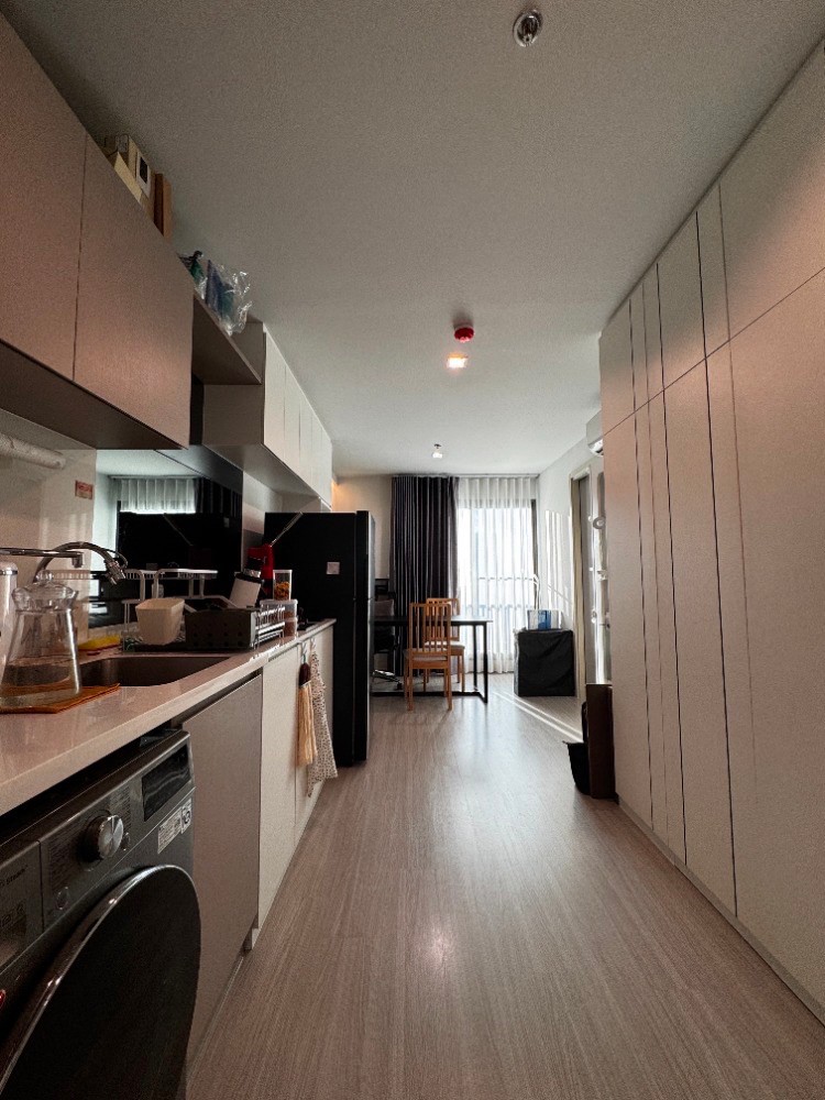 For SaleCondoLadprao, Central Ladprao : Luxury condo Life Ladprao, ready to move in, 1 bedroom, near BTS, convenient travel, urgent sale 5.55 million baht"