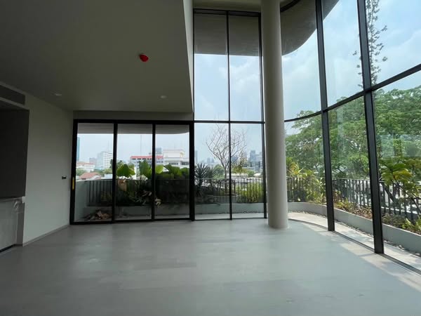 For SaleCondoRama9, Petchburi, RCA : KALM Penthouse