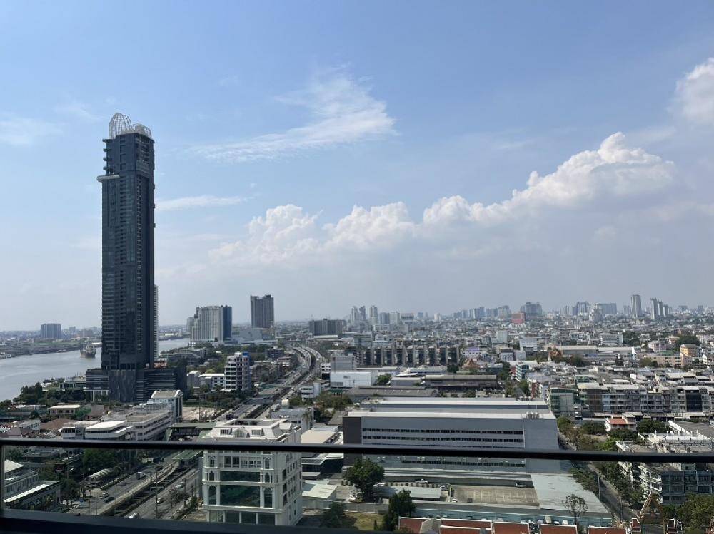 ขายคอนโดพระราม 3 สาธุประดิษฐ์ : ขายด่วนขาดทุน 2ห้องนอน วิวแม่น้ำสวย ตกแต่งครบ ห้องสภาพดี