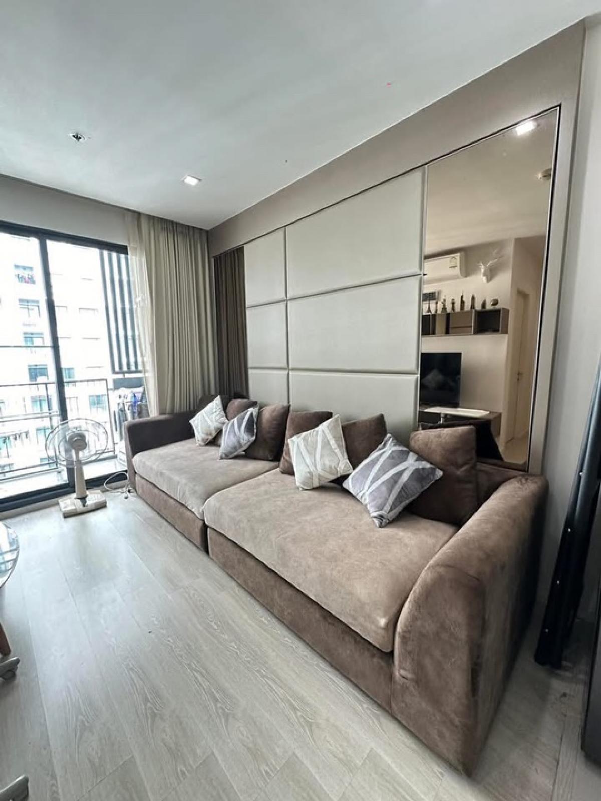 For RentCondoRatchadapisek, Huaikwang, Suttisan : For sale/rent, start as early as February 2025***🏢 Condo Quinn Ratchada 17, room size 65 sq m, 24th floor, Building A2, 2 bedrooms, 2 bathrooms, with furniture and appliances✨