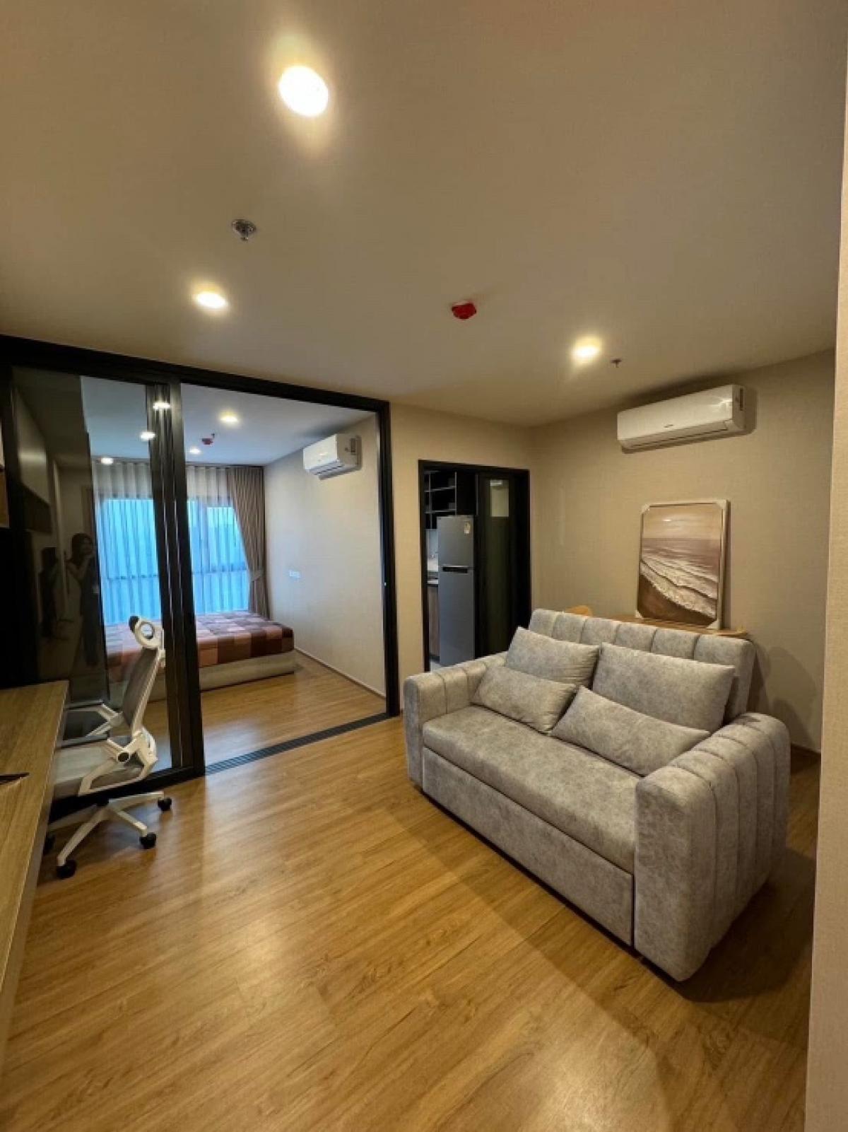 For RentCondoLadprao, Central Ladprao : For Rent The Line vibe near BTS Ha Yaek Lat Phrao **Room ready to move in