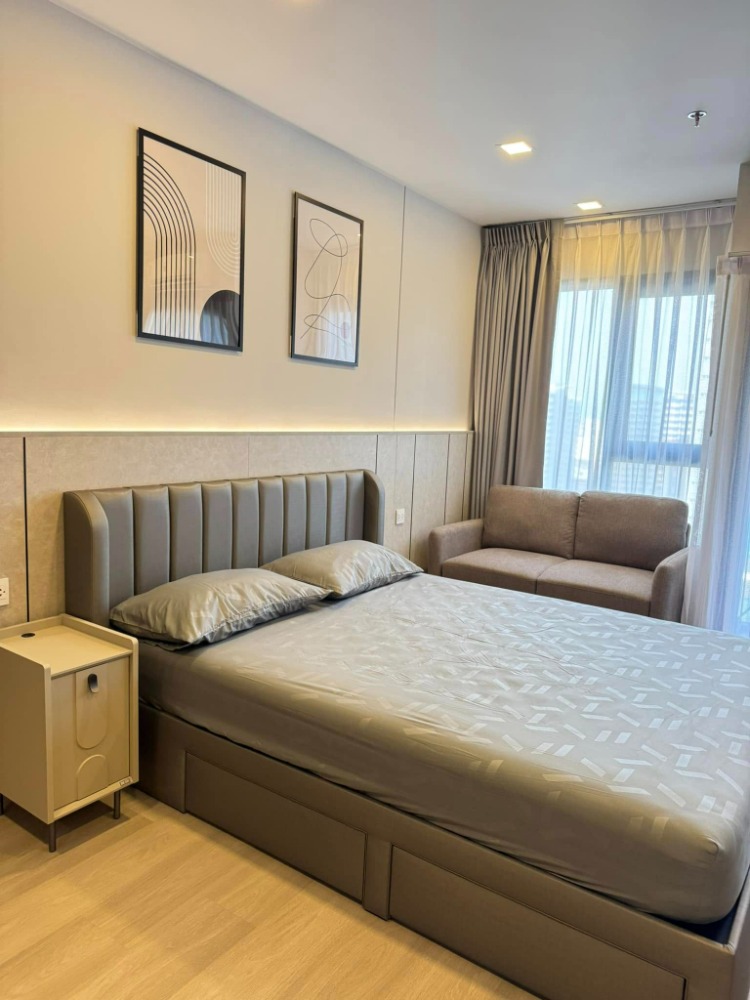 For RentCondoLadprao, Central Ladprao : New, never rented, fully furnished, complete with electrical appliances. Call 084-9143813