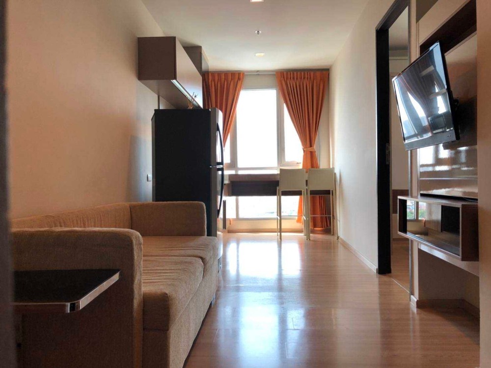 ให้เช่าคอนโดสาทร นราธิวาส : TWP146 (For Rent) Rhythm Sathorn 1Bedroom. Closed to Saphan Taksin BTS station