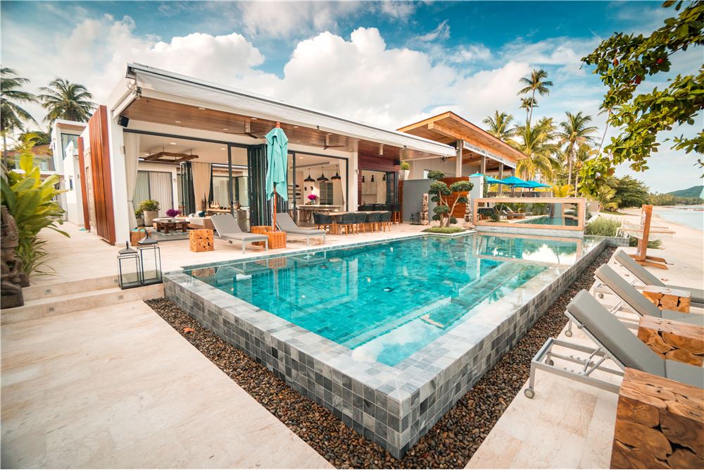 For SaleHouseNakhon Si Thammarat : Exclusive Tropical Beachfront Villa In Samui