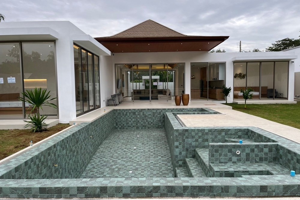 ขายบ้านกระบี่ : Luxurious pool villas near Ao nang beach