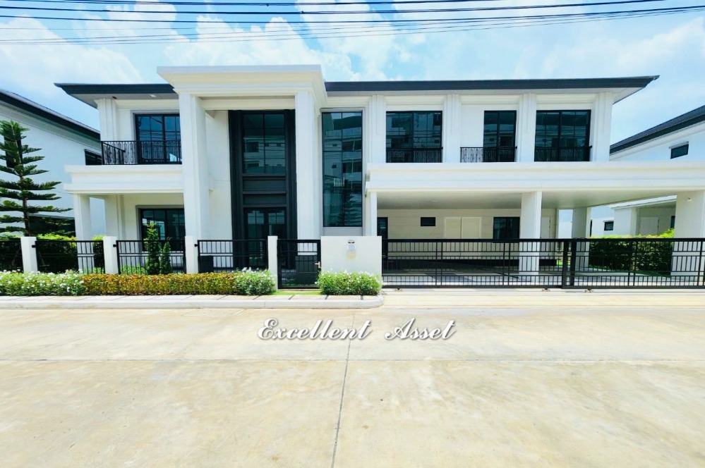 For RentHouseLadkrabang, Suwannaphum Airport : 🔥Luxury House for RENT🔥𝗦𝗲𝘁𝘁𝗵𝗮𝘀𝗶𝗿𝗶 𝗕𝗮𝗻𝗴𝗻𝗮-𝗦𝘂𝘃𝗮𝗿𝗻𝗮𝗯𝗵𝘂𝗺𝗶 (Setthasiri Bangna-Suvarnabhumi) Luxury house near Suvarnabhumi Airport, beautifully decorated and Solar Panel installed, ready to move in for only 250,000/month.